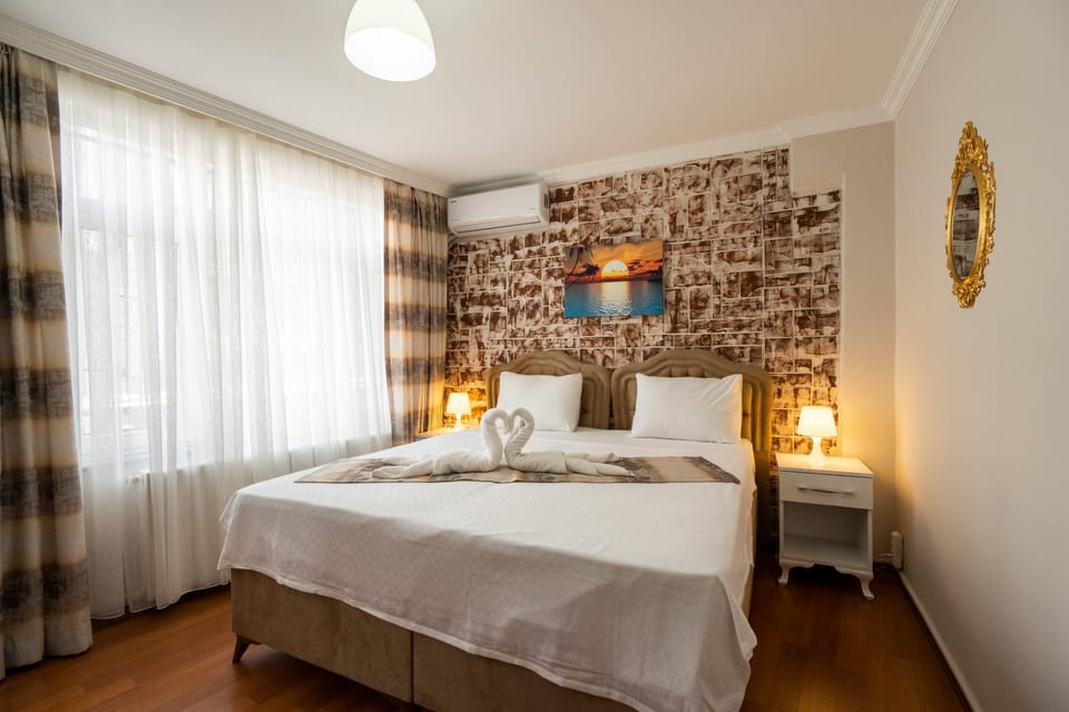 Blue Mosq- Three Storey Detached Villa Villa in Istanbul