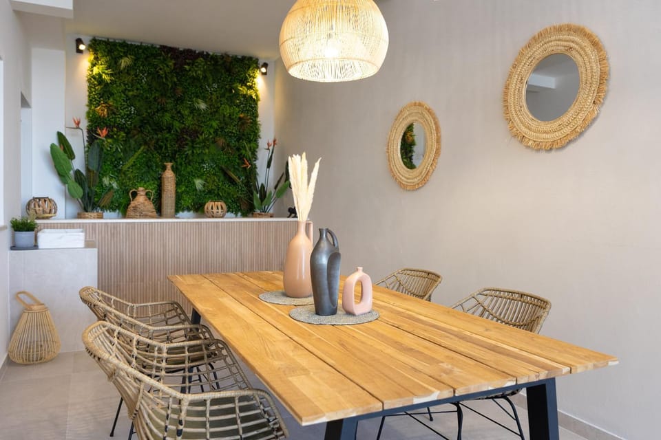 Balcony/Terrace, Dining area