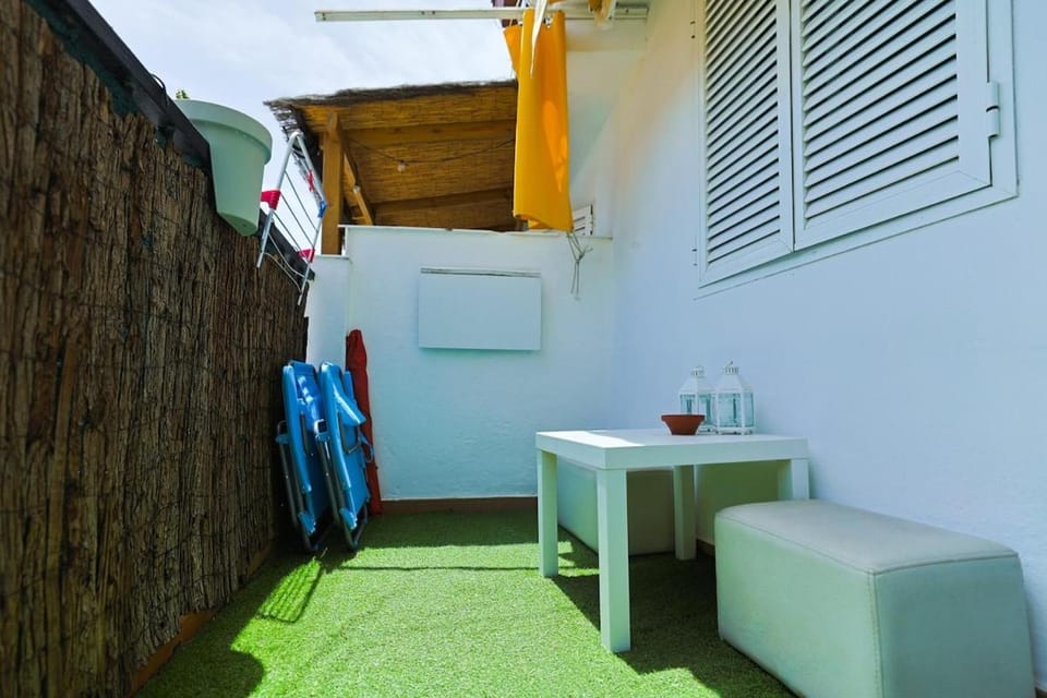 Balcony/Terrace, Living room