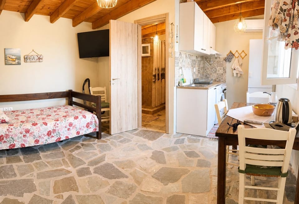 Anna’s Olive Grove House in Halkidiki