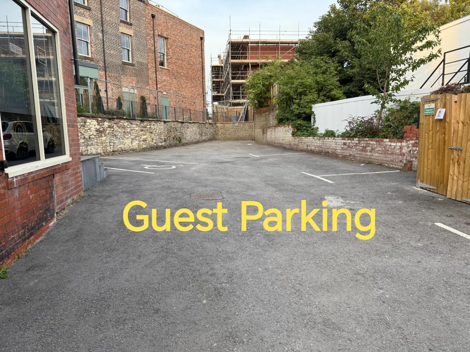 Hotel Rafay Hotel in Blackburn