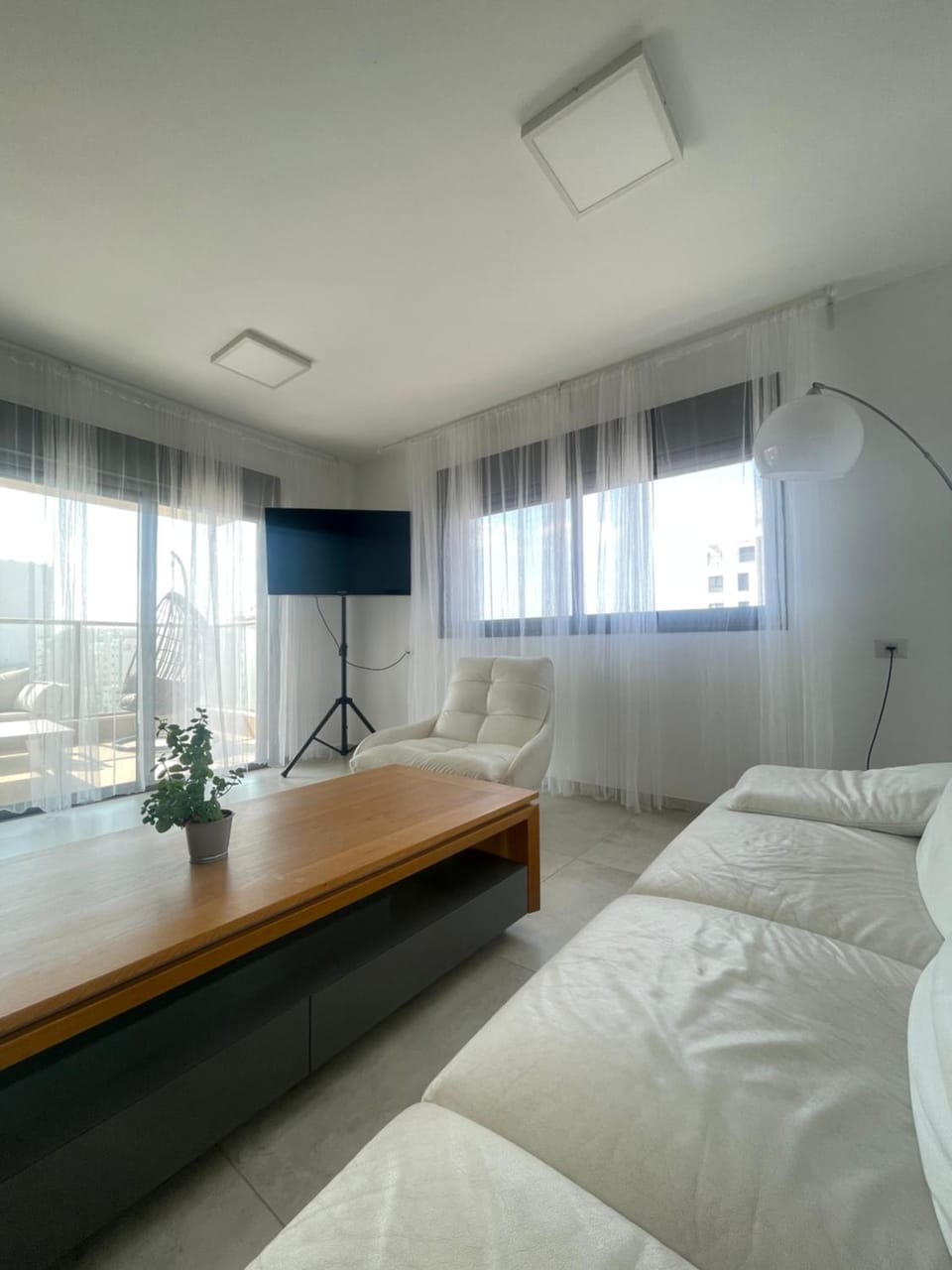 SEA & FUN Apartment in Haifa District