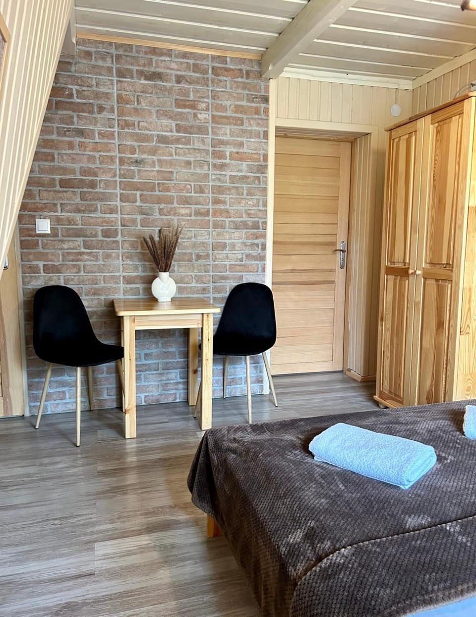Bed, Photo of the whole room, wardrobe