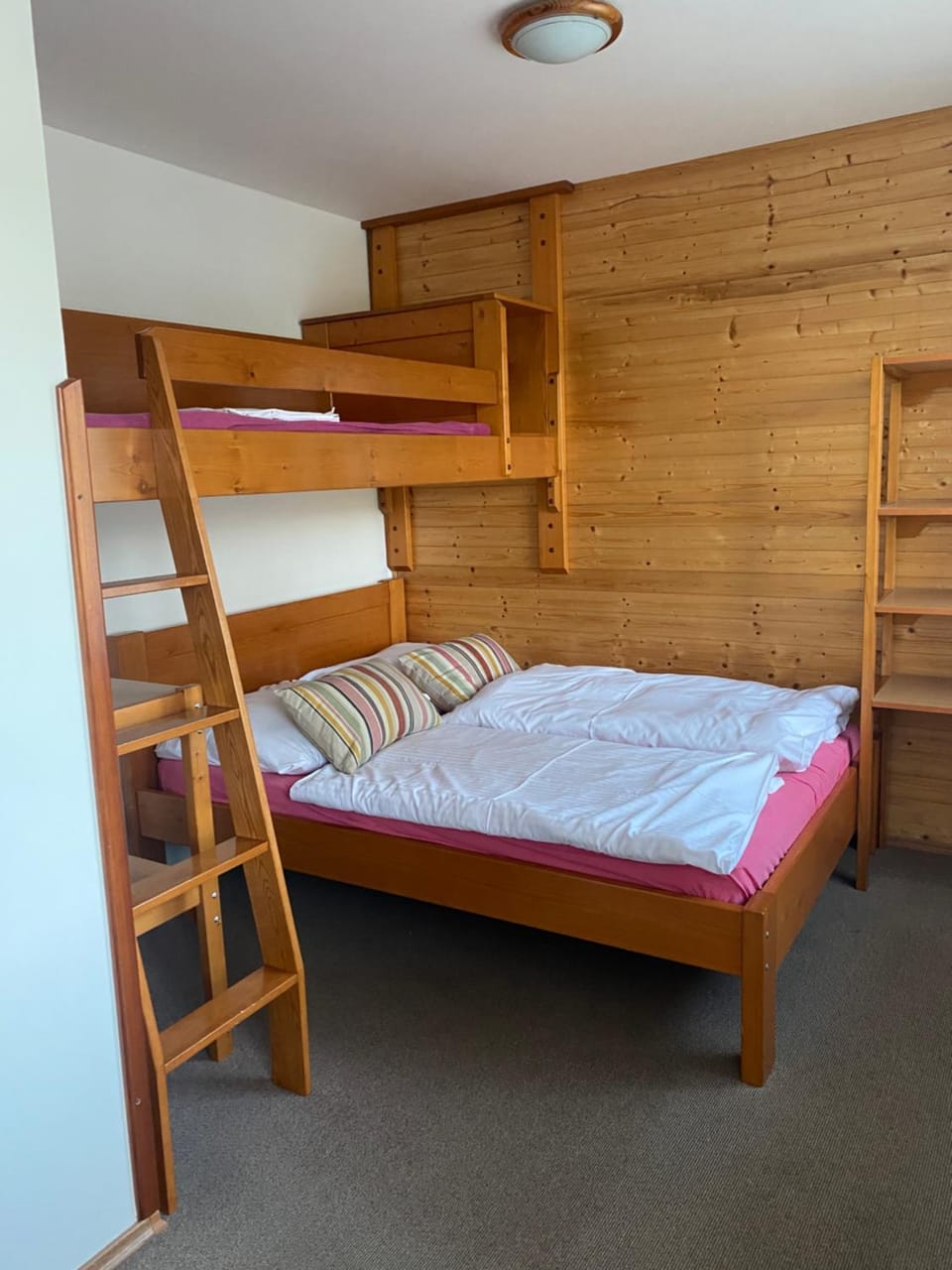 Bed, Photo of the whole room, Bedroom, bunk bed