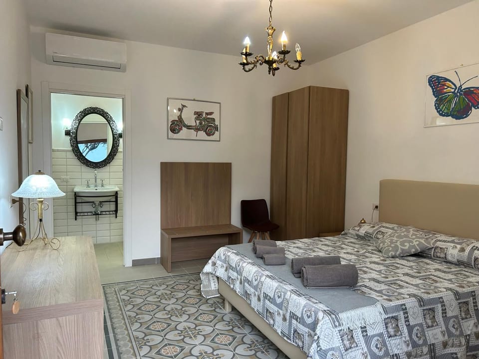 Villa Elena - Terra dei Miti - Agropoli, Ogliastro Cilento Farm Stay in Campania