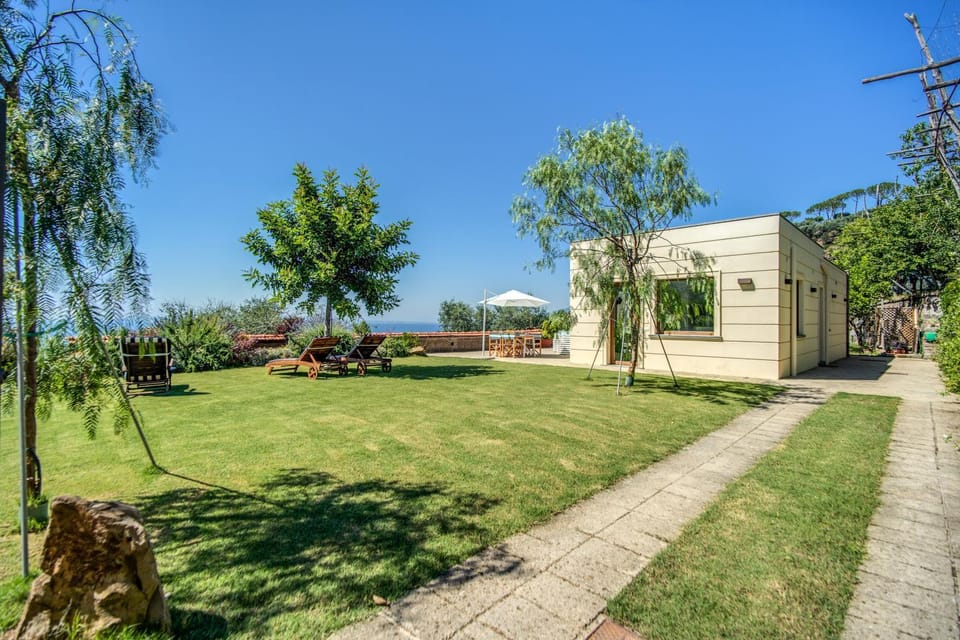 Property building, Garden