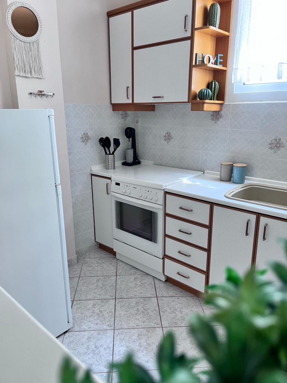 oven, kitchen