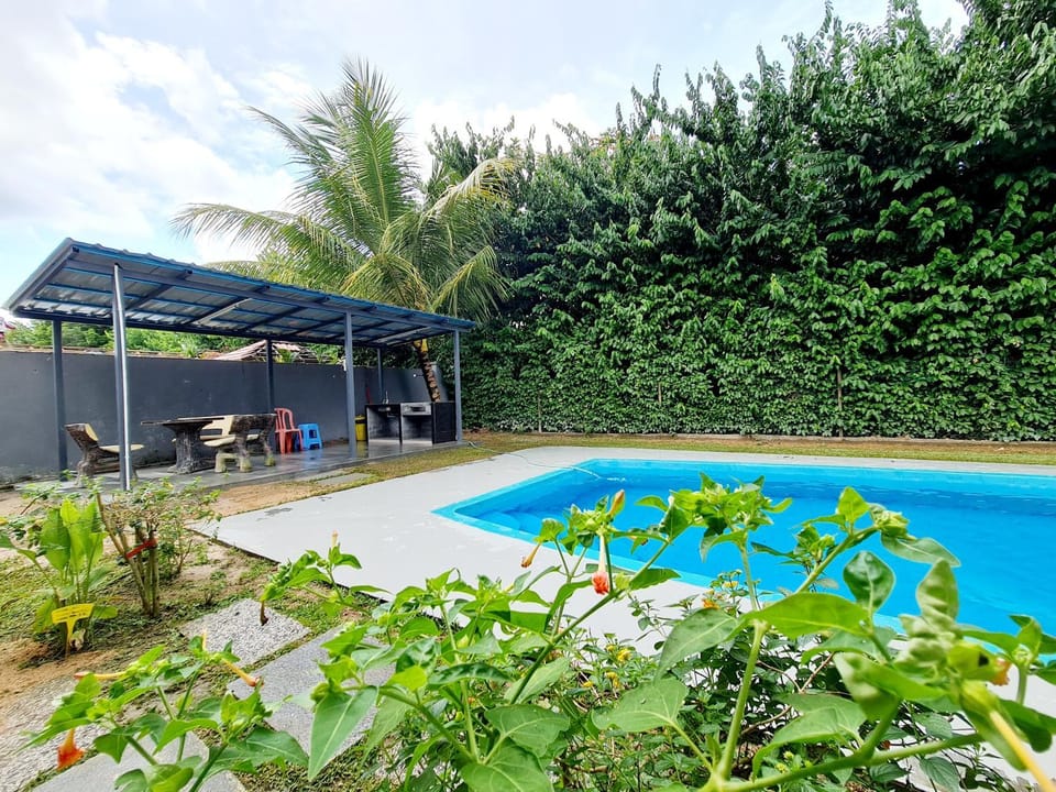 Garden view, Swimming pool