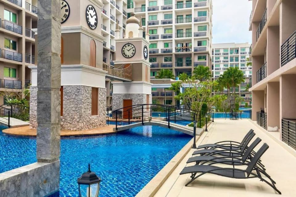 Property building, Patio, Day, View (from property/room), Swimming pool, sunbed