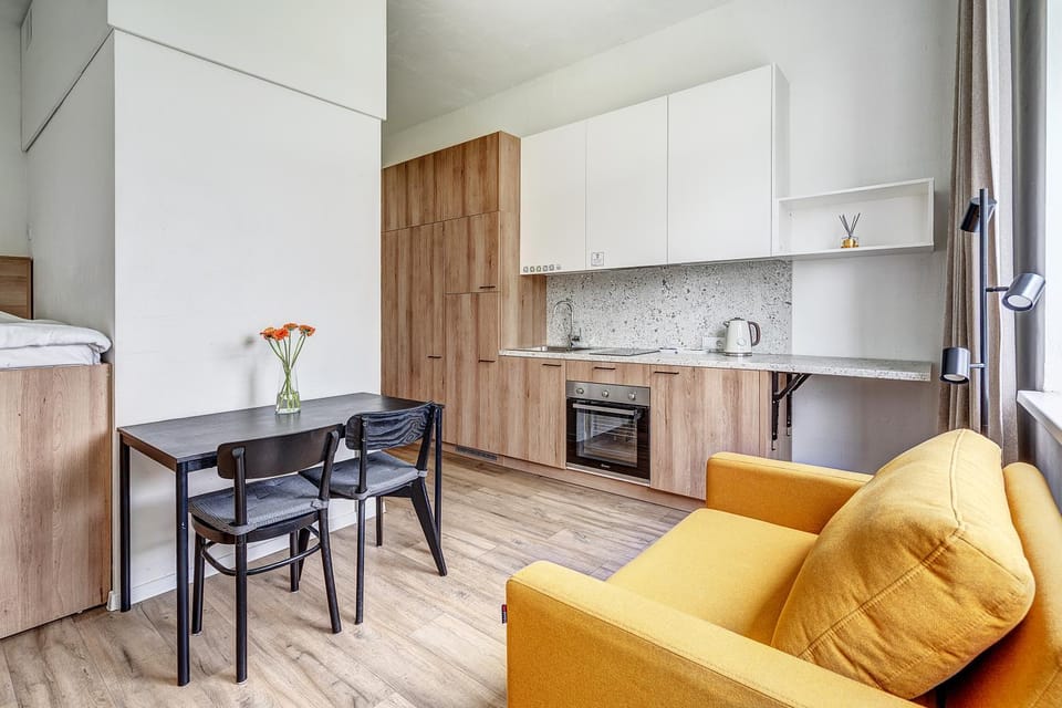 Kitchen or kitchenette, Living room, oven