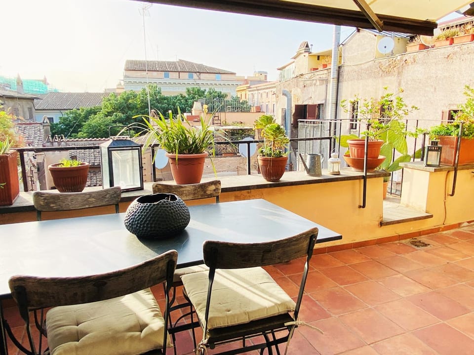 Balcony/Terrace, Balcony/Terrace, Dining area