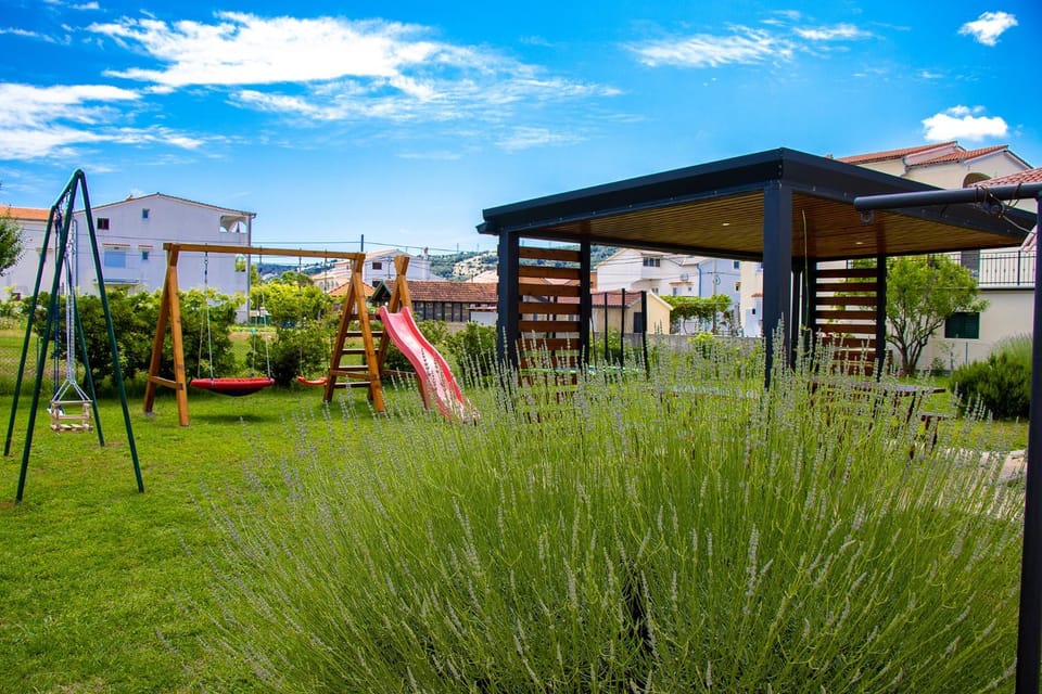 Garden, Garden view, Sports, Inner courtyard view