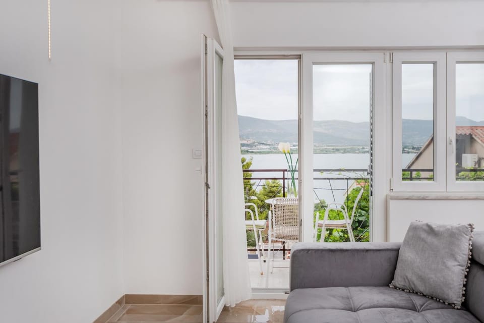 Luxury suite Mila on Ciovo Apartment in Trogir
