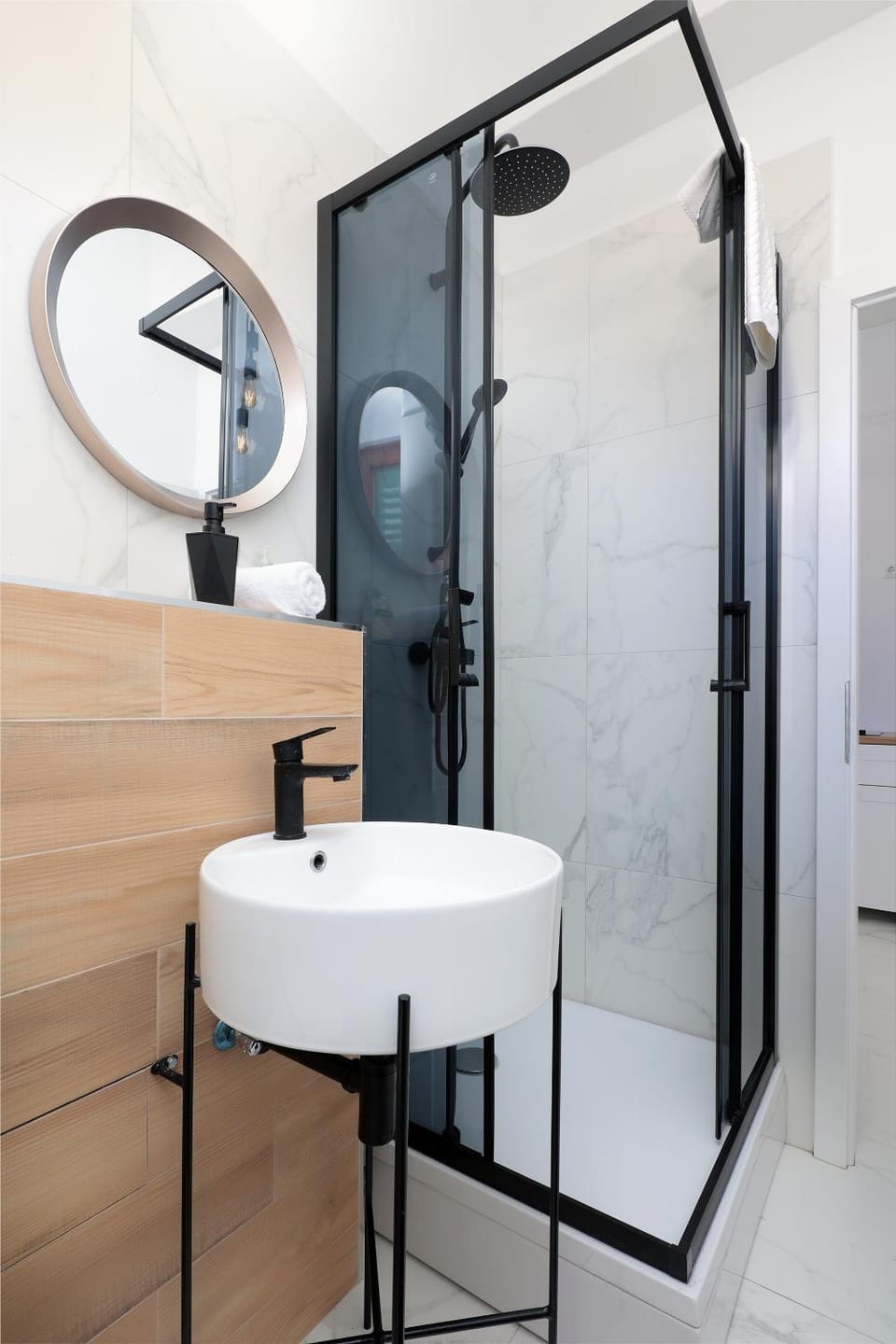 Shower, Bathroom