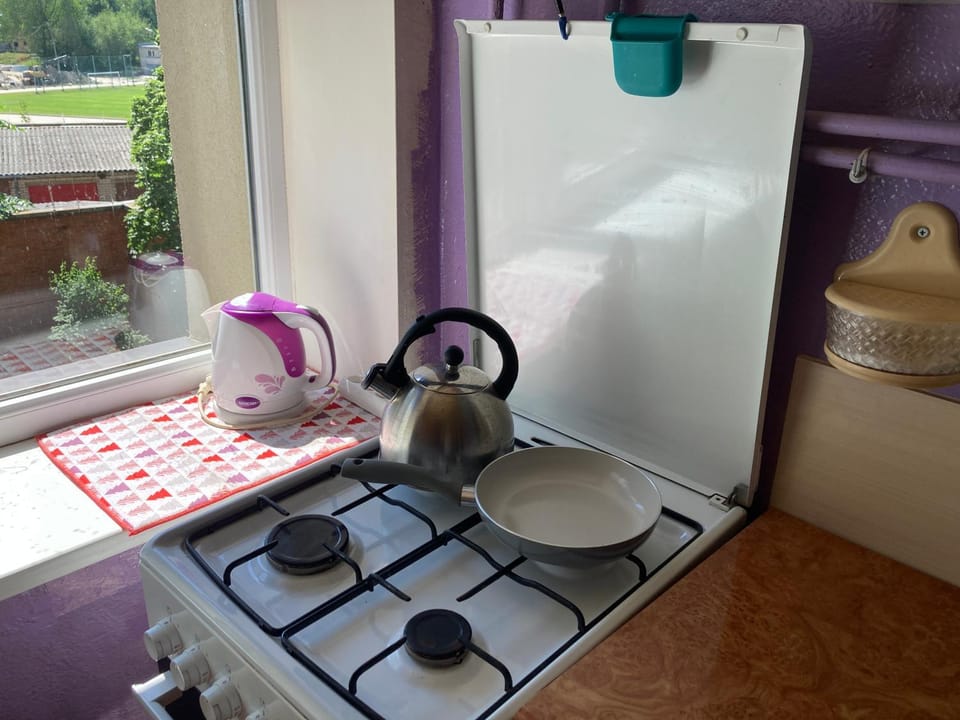 Coffee/tea facilities, Kitchen or kitchenette