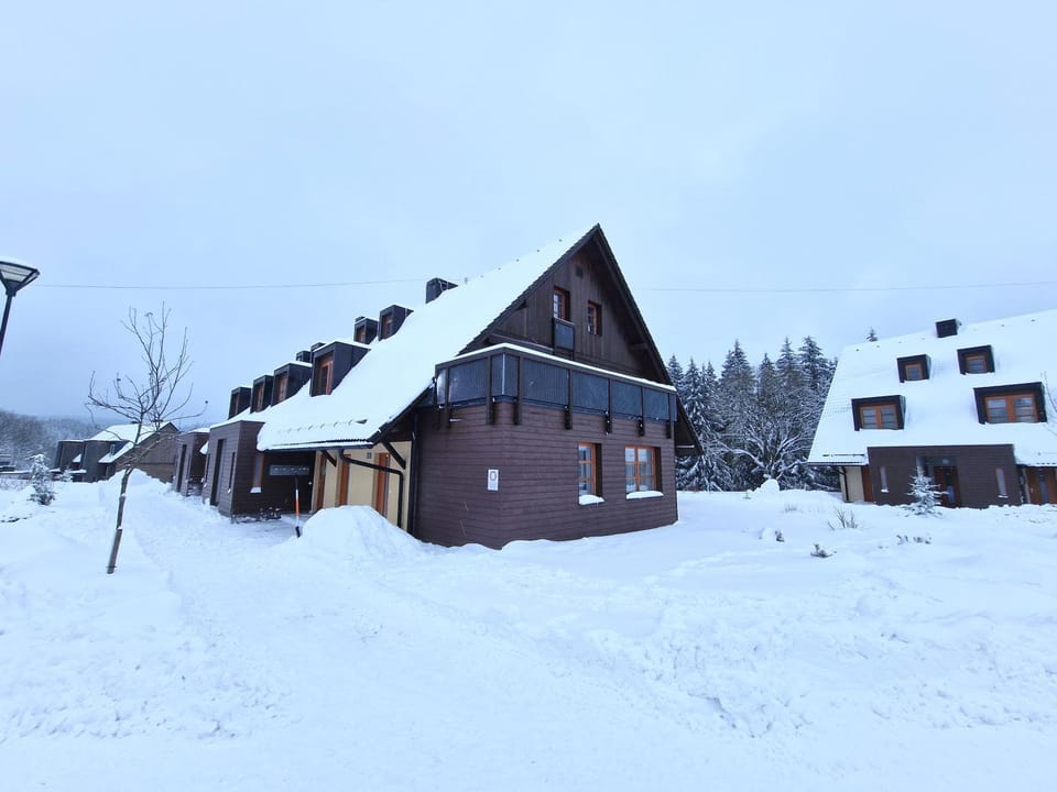 Property building, Winter