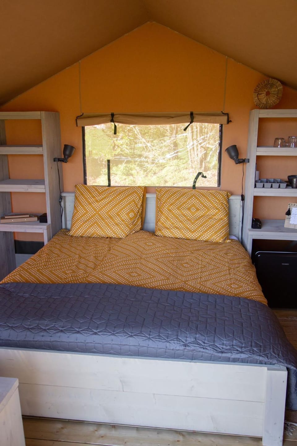 Safaritent Lodge 2 plus Luxury tent in Gelderland, Netherlands
