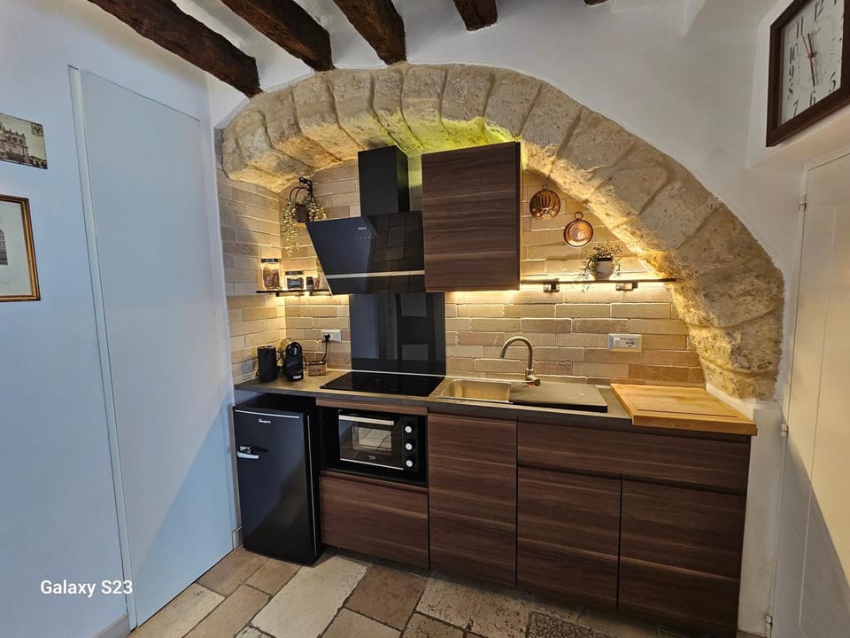 Le Antiche Travi Apartment in Bari