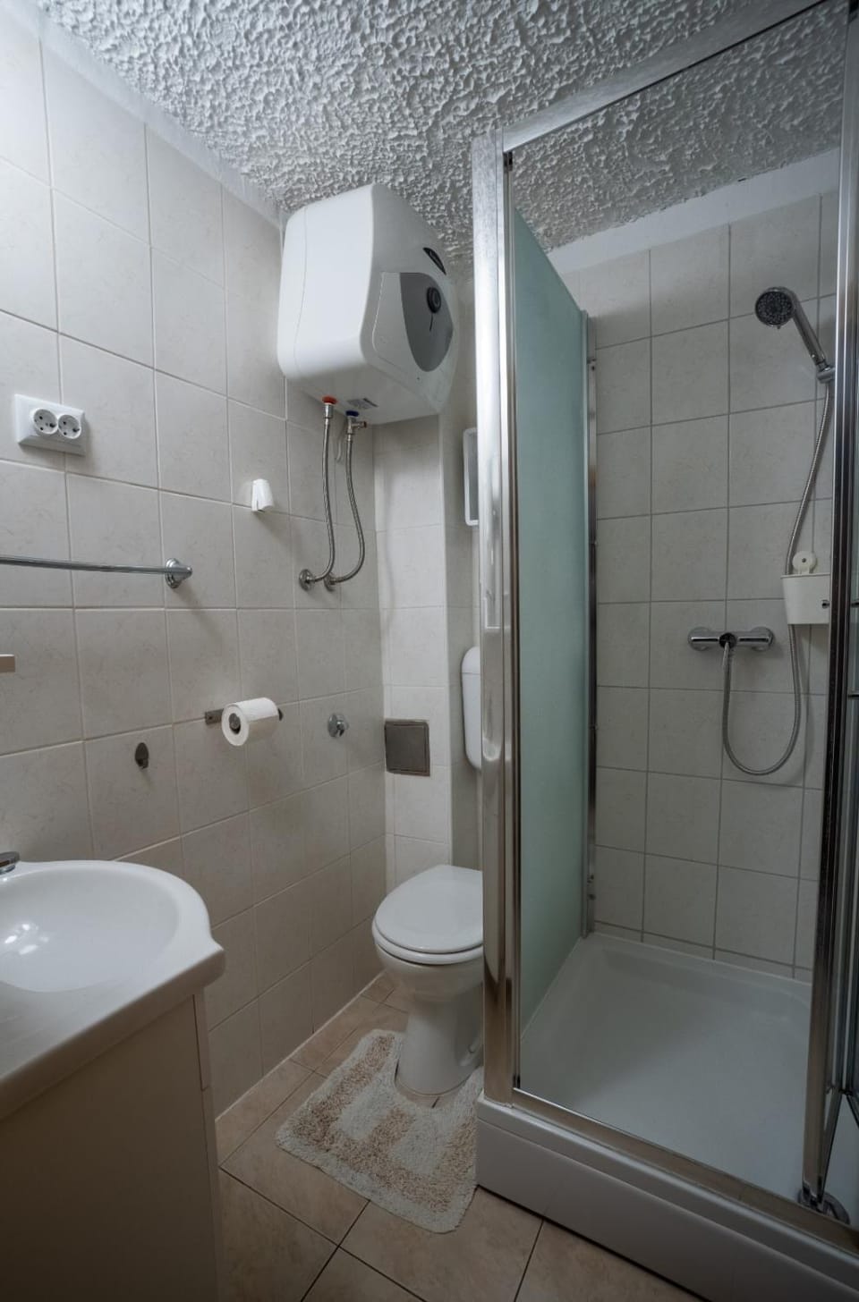Shower, Toilet, Bathroom