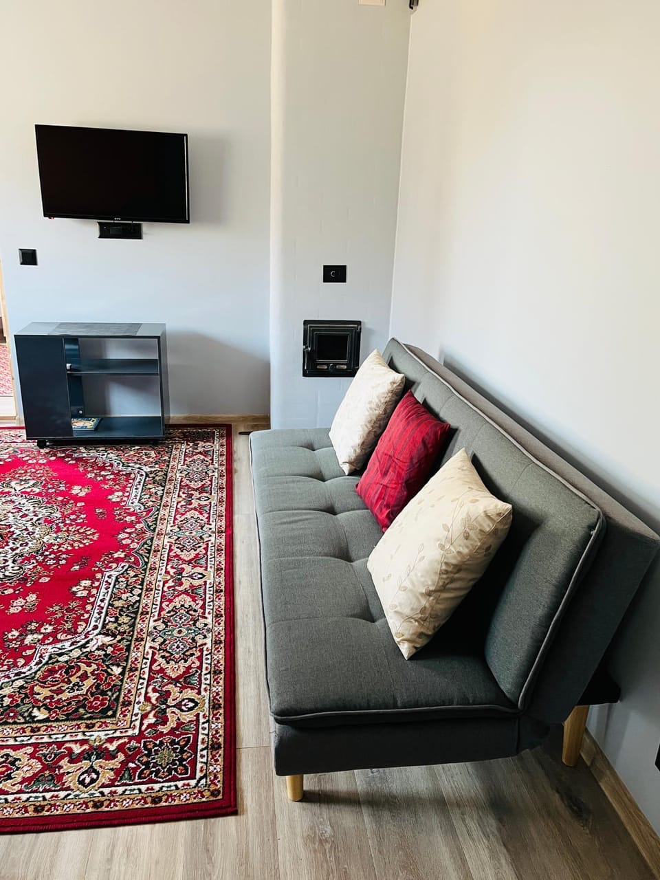 Communal lounge/ TV room, TV and multimedia, Living room, Seating area