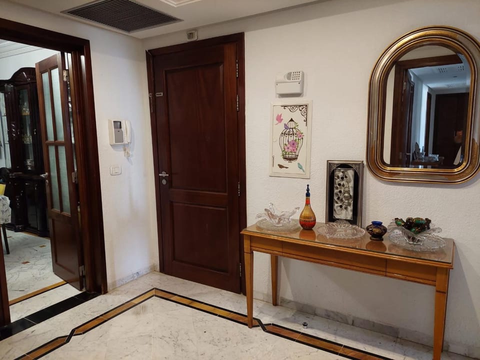 jolie appart au centre urbain nord Apartment in Tunis