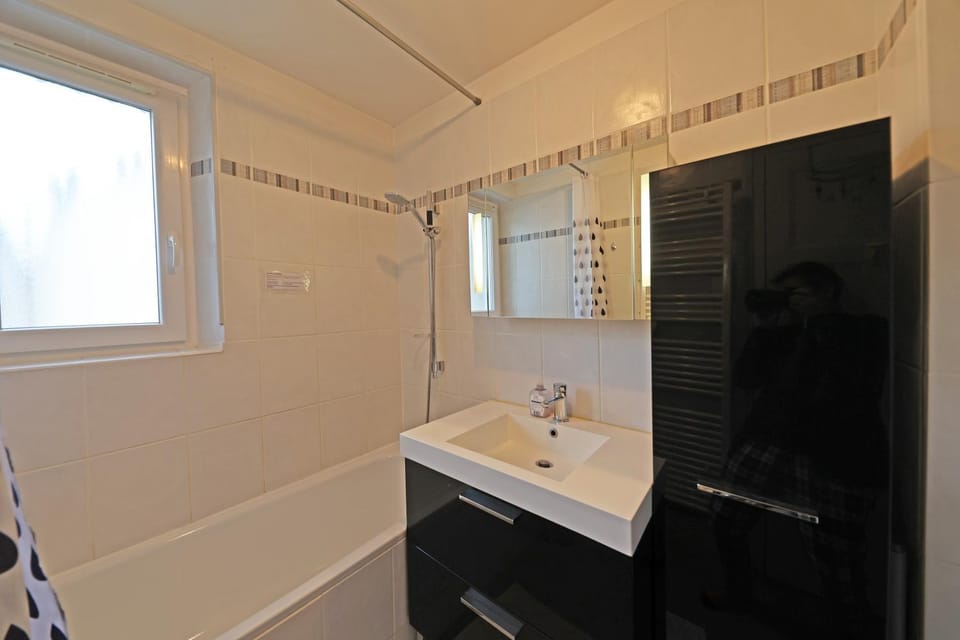 Bathroom, Bath, heating