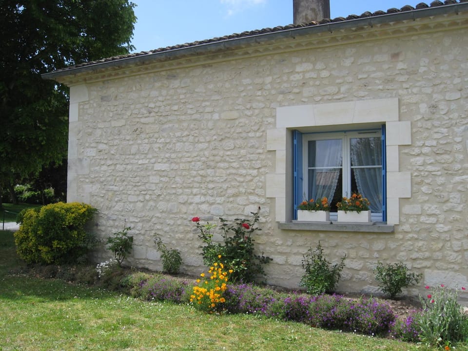 Gîte Le COZILLON Apartment in Nouvelle-Aquitaine