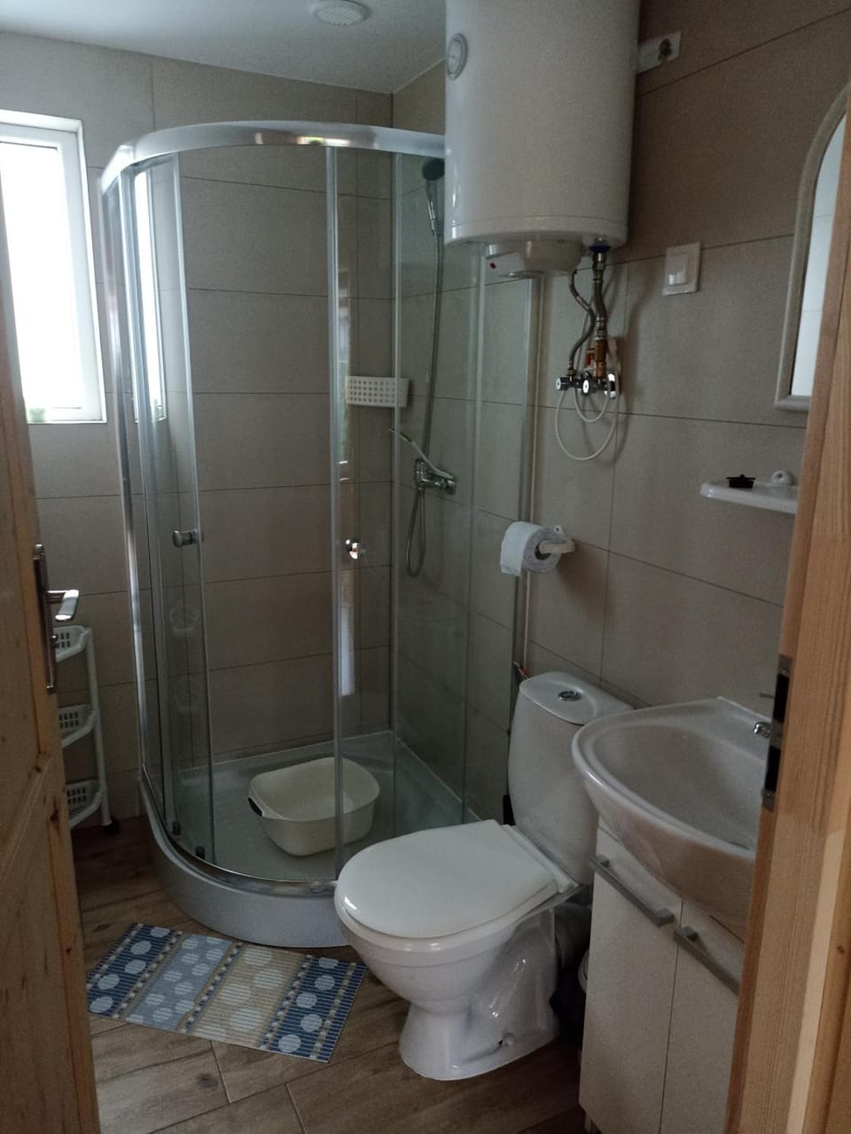 Shower, Toilet, Bathroom