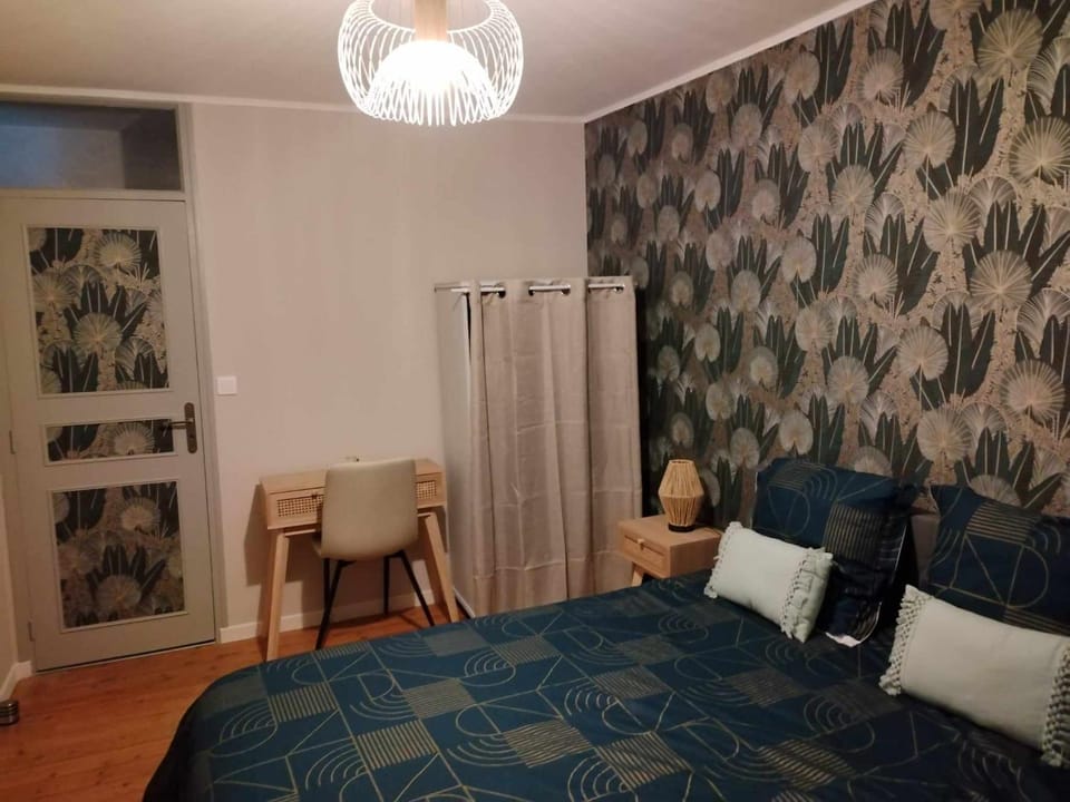 Chambre d'hote Familiale de la maison Bleue Bed and Breakfast in Brittany