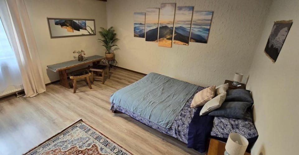 Bed, Bedroom