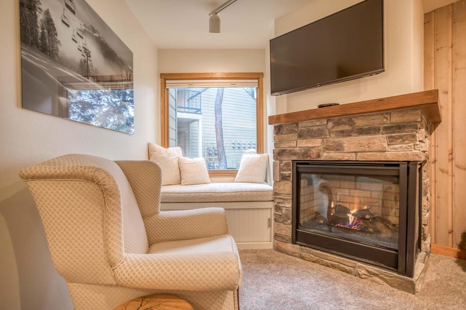 Ski House 155 - Meredith Lodging House in Bend