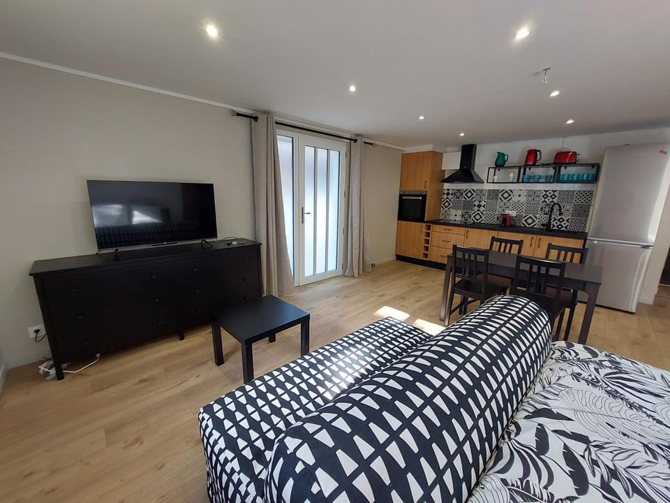 Big studio near Paris and Eurodisney Apartment in Nogent-sur-Marne