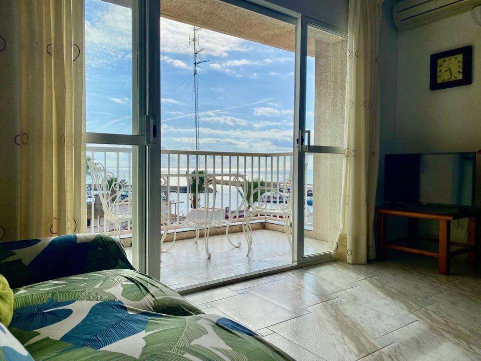 TV and multimedia, Balcony/Terrace, Living room, Sea view