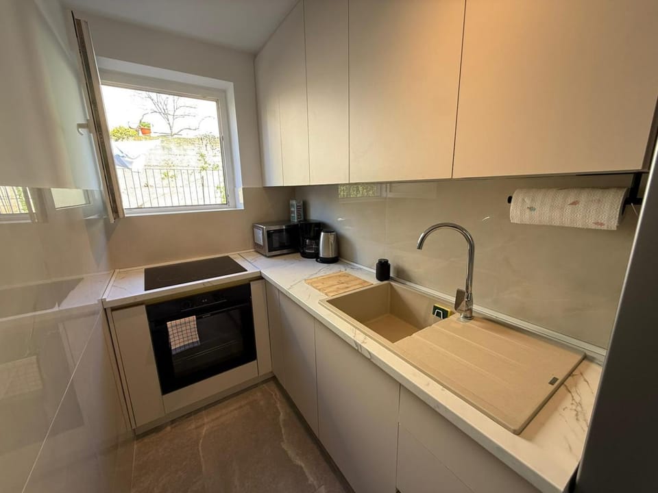 Apartment Gallery - View of the Old Town & Free parking Apartment in Dubrovnik