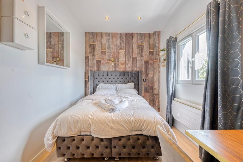 Studio Apartment in Île-de-France