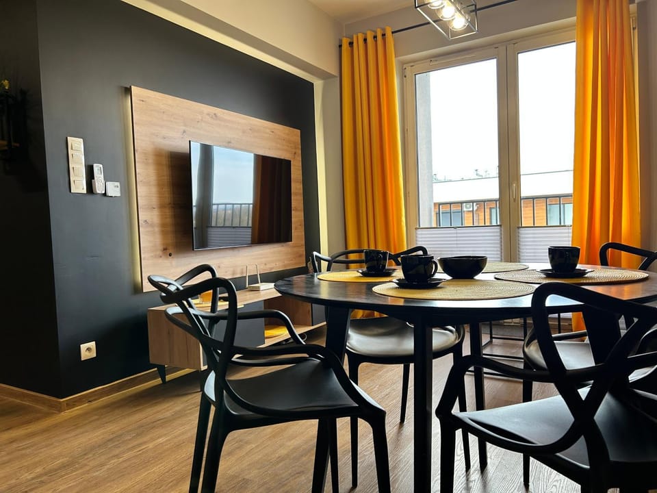 Apartament No82 Yellow Holiday Home Zator Apartment in Lesser Poland Voivodeship