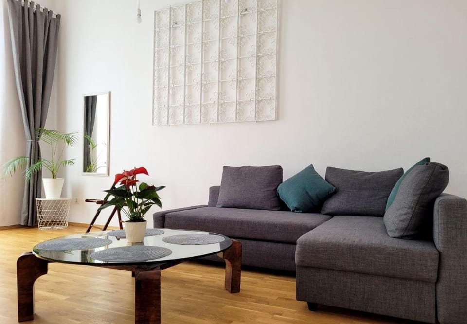 Przytulne apartamenty w centrum Warszawy Lok 2 Apartment in Warsaw