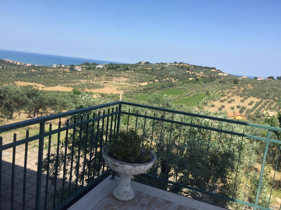 Vista Vasto Apartment in Abruzzo