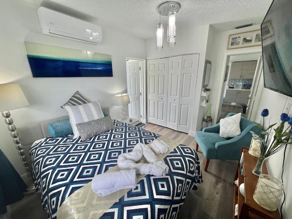 Relax 521- at the side Apartment in Miami