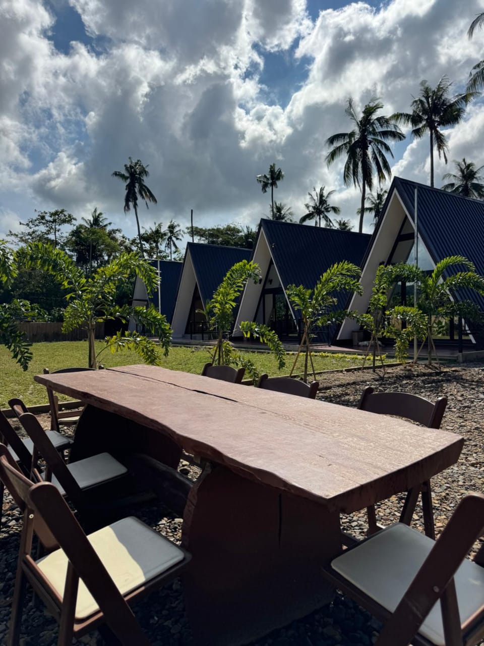 Hardin De Marbella Campground/ 
RV Resort in El Nido