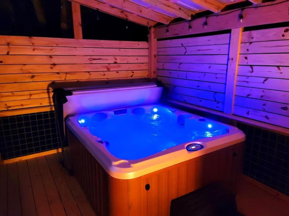 Hot Tub