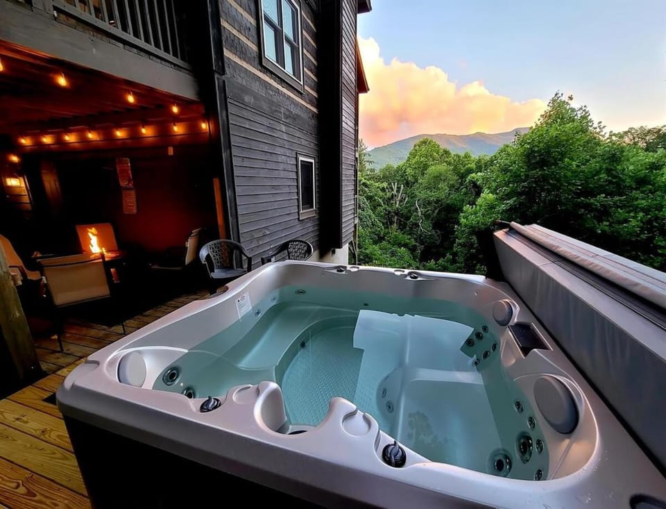 Natural landscape, Hot Tub, Mountain view