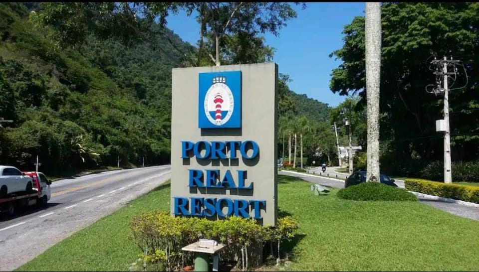 AP Alecrim Porto Real Suítes com Tela de Proteção Praia Privativa Apartment in Mangaratiba