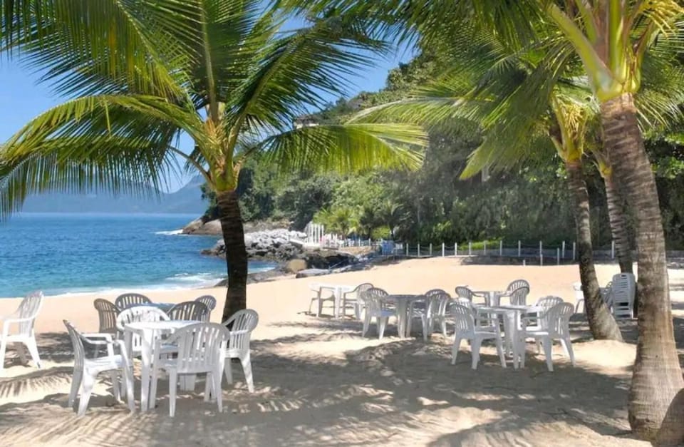 AP Alecrim Porto Real Suítes com Tela de Proteção Praia Privativa Apartment in Mangaratiba