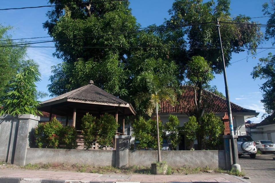 View (from property/room), Area and facilities