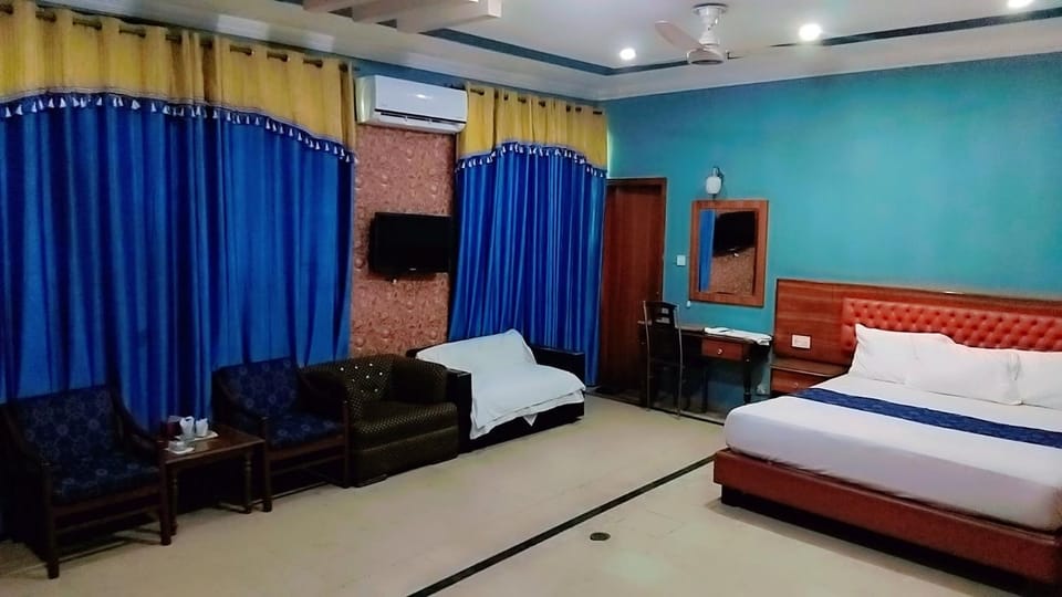 Bed, Photo of the whole room