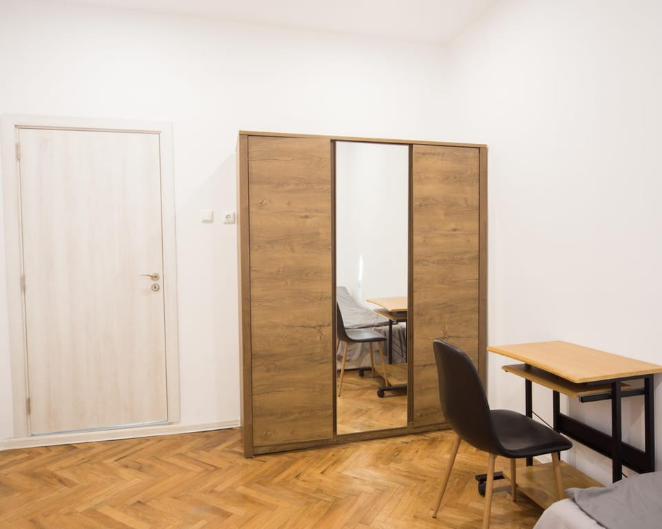 Seating area, hair dresser