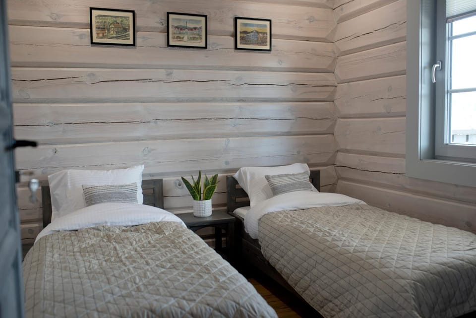 Bed, Photo of the whole room, Bedroom, City view