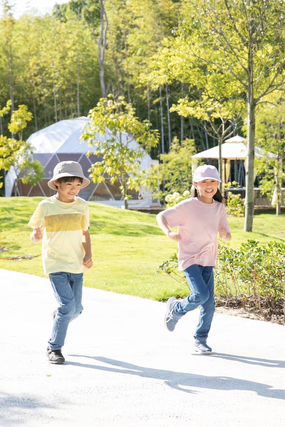 Garden, children, Family