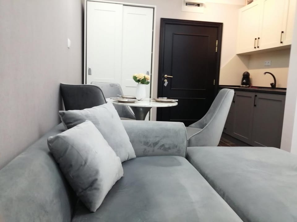 Луксозно студио на метри от плажа Свети влас/Luxury studio meters from the beach in Saint Vlas Apartment in Burgas Province
